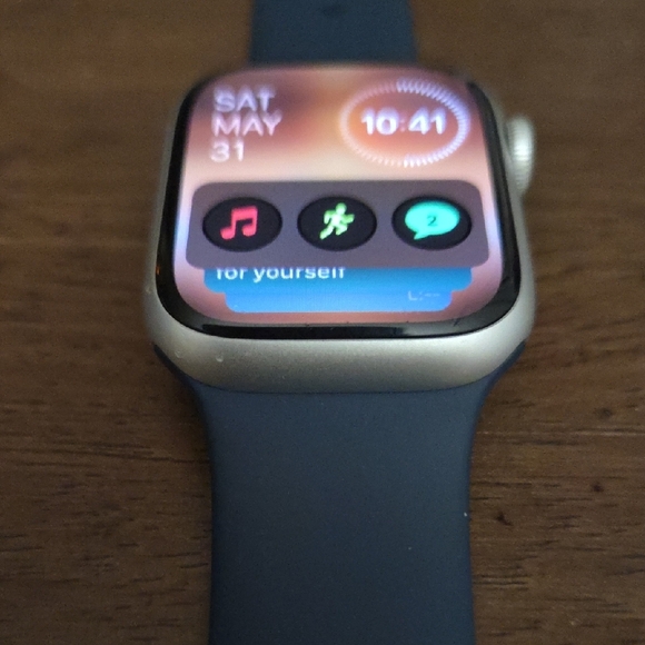 Smartwatch with Blue Band - Picture 5 of 9